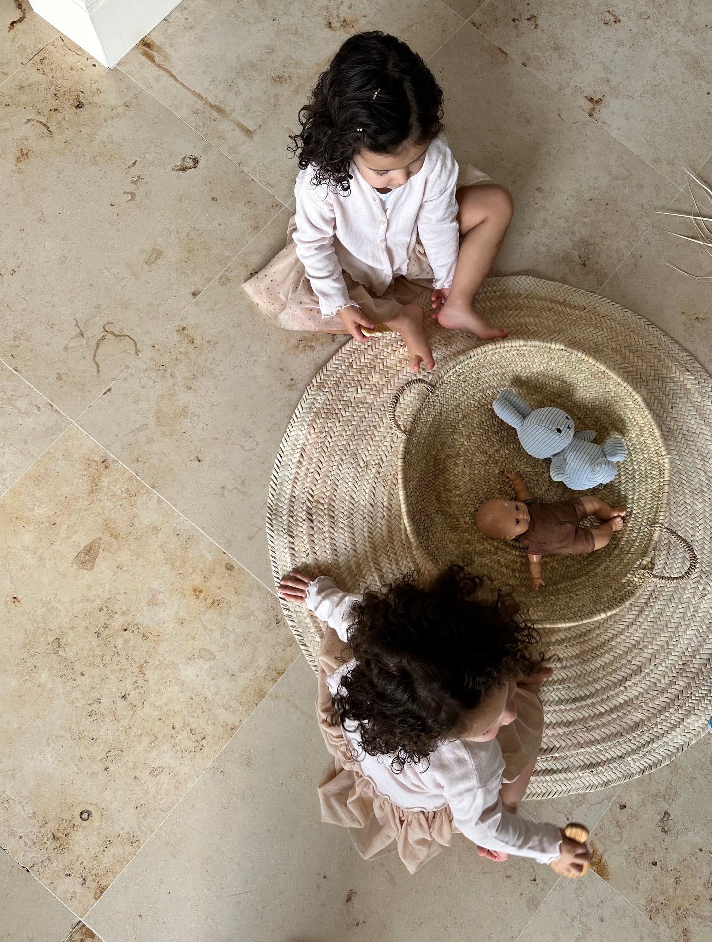 Natural Round Jute Rug